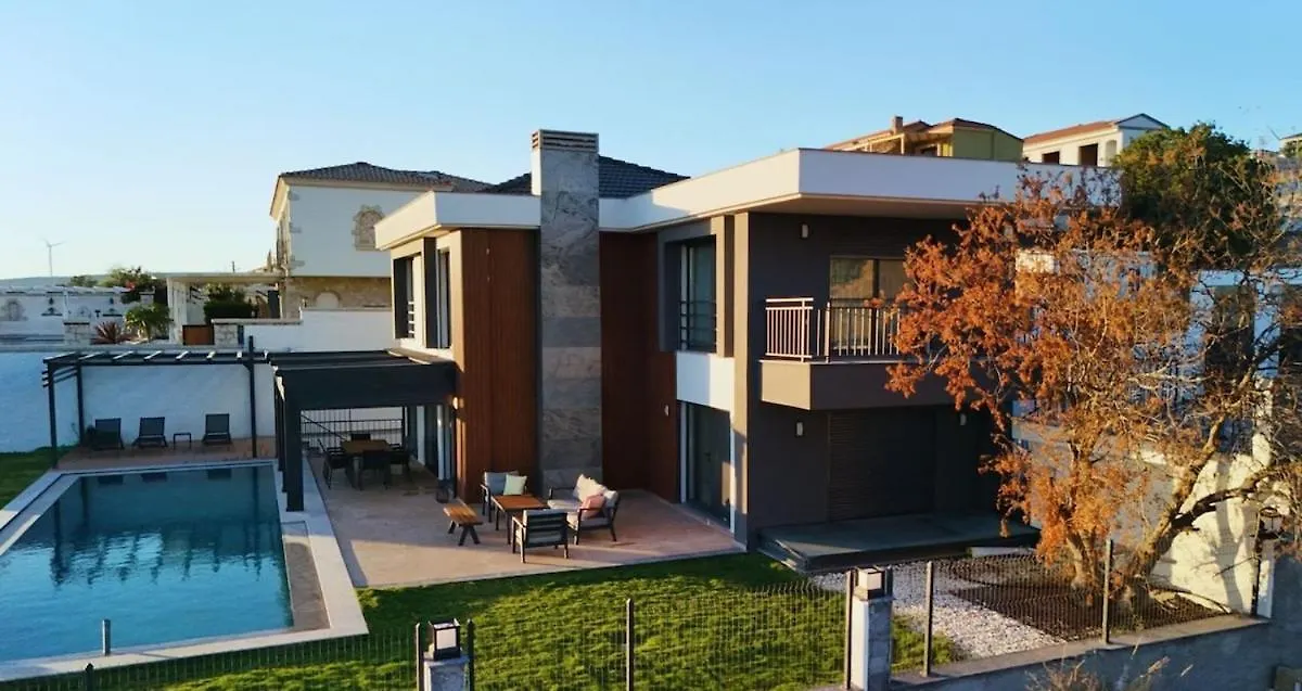 Cesme Villa Mona Ovacik Luxury Villa
